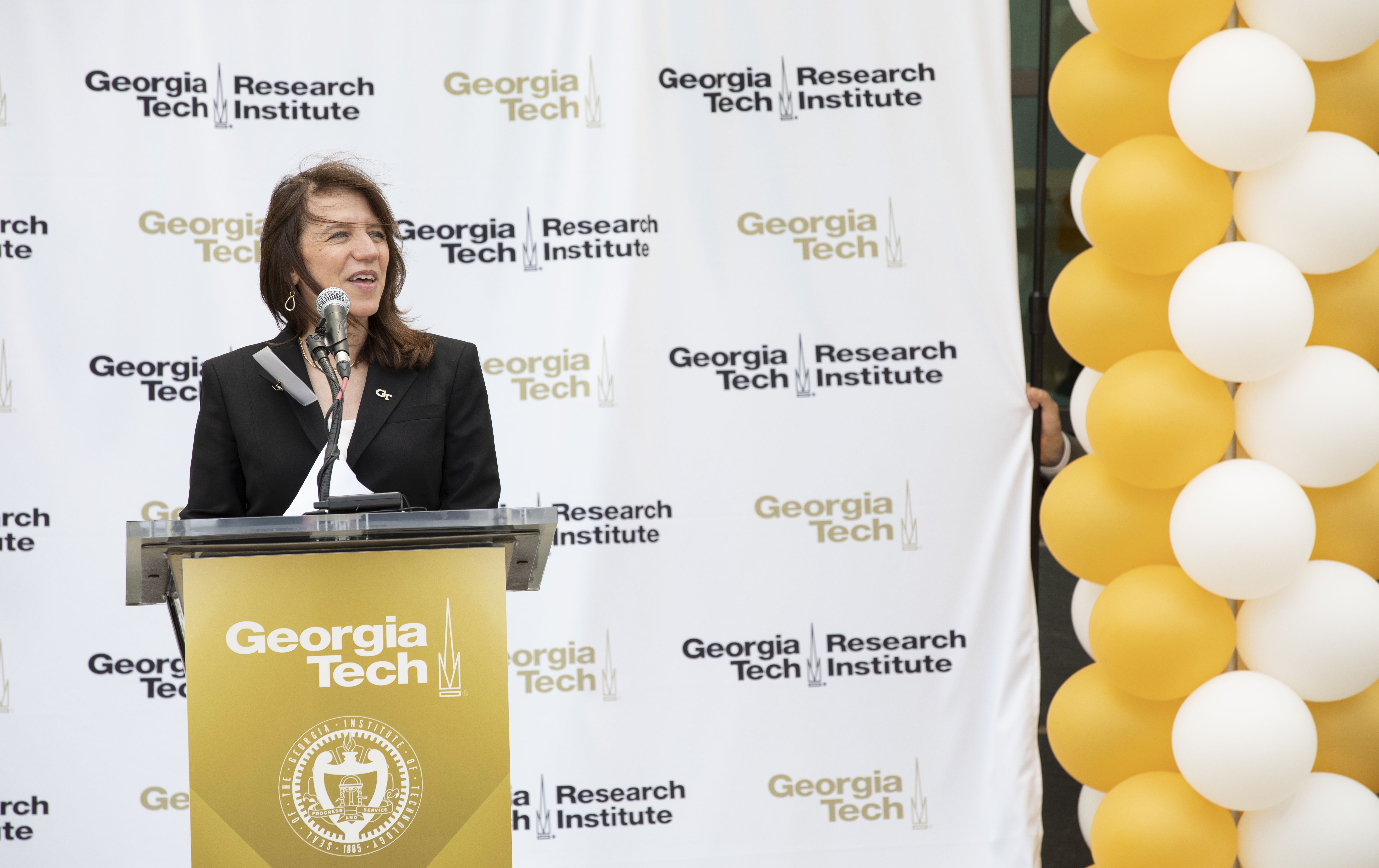 Interim-director-Lora-Weiss-speaks-at-GTRI-ribbon-cutting-ceremony