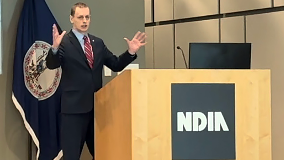 Stuart Michelson speaks at the NDIA Conference